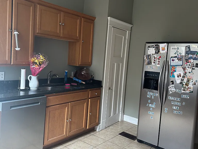 2302 State St — Photo 9