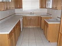 2nd image of 1867 Vine Ln