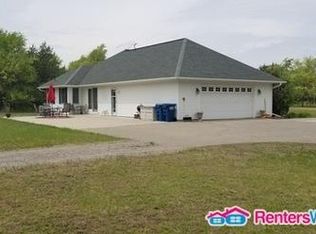 4601 Pine Point Rd, Sartell, MN 56377