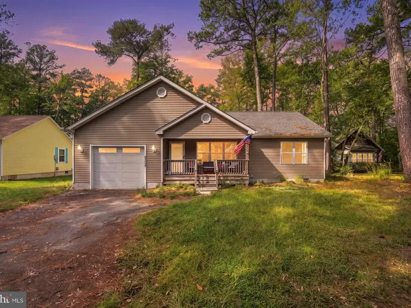 37151 Club House Rd, Ocean View, DE 19970