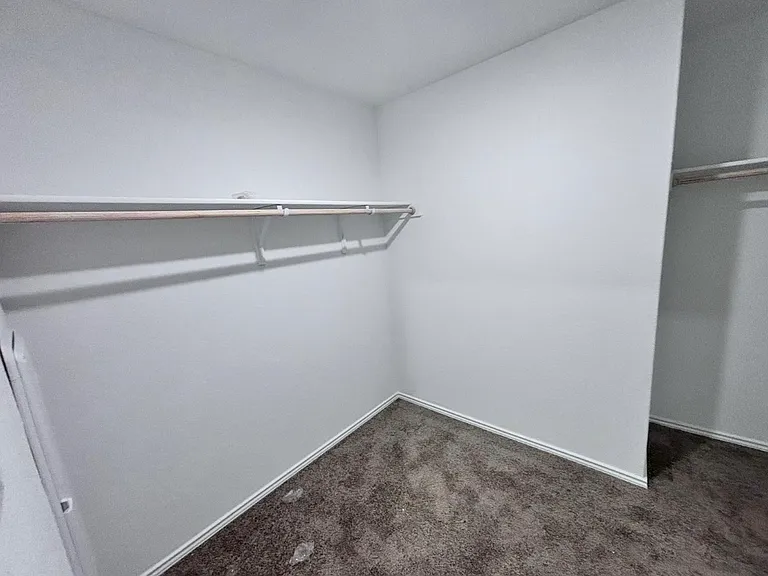 3717 Wentz Hill Dr — Photo 9