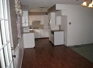 1912 Glencrest Cir, Arlington, TX 76010