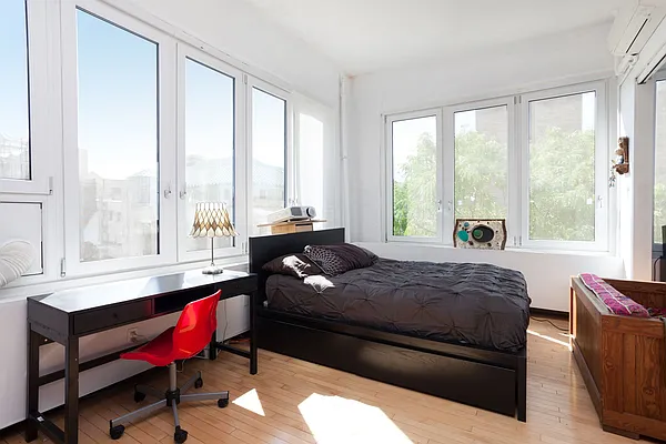 Rented by Stribling | media 13