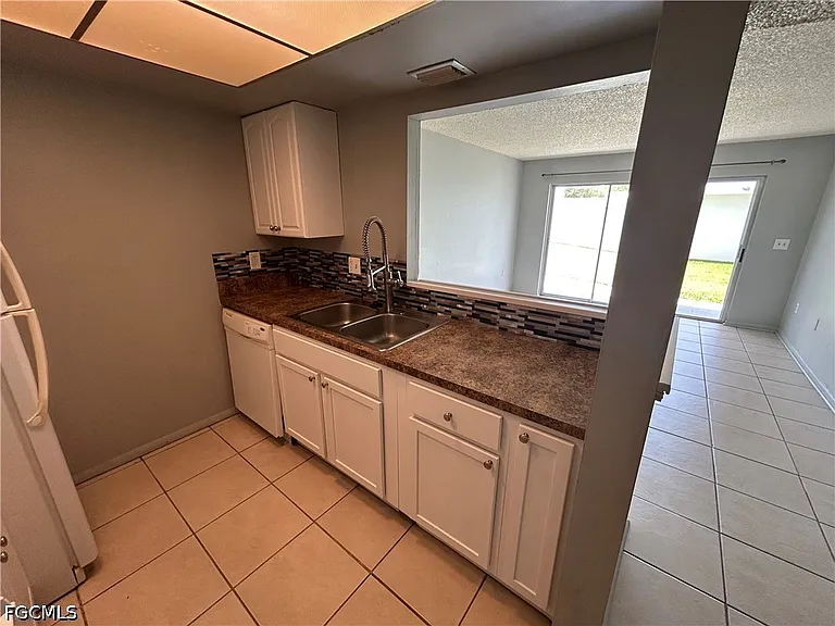 3704 Broadway #101 — Photo 8