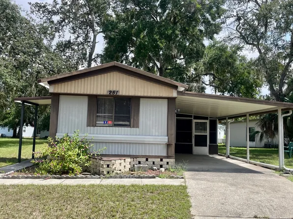 251 Lilac Dr, Fruitland Park, FL 34731