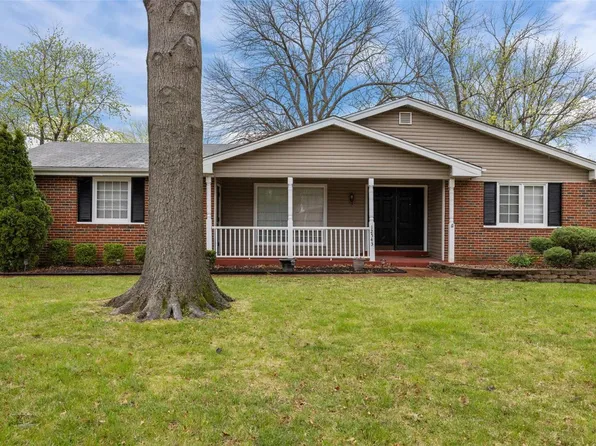 12543 Shepherd Dr, Florissant, MO 63033