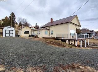 408 NE Front St, Prairie City, OR 97869