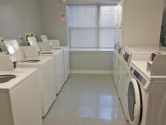 5th image of 242 S 49th St #9757bad03