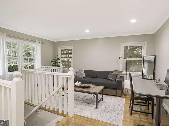 5th image of 3902 Peachtree Dunwoody Rd NE
