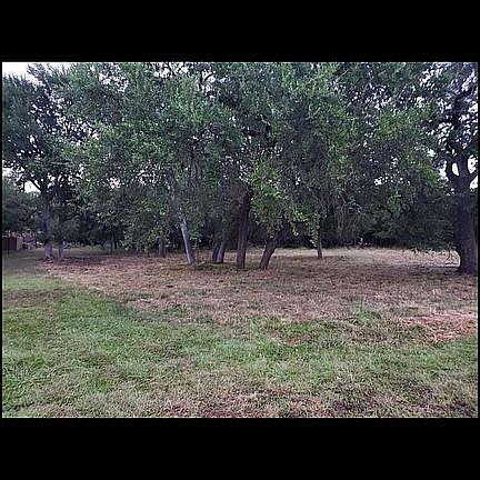 3rd image of 2730 Leslie Ln