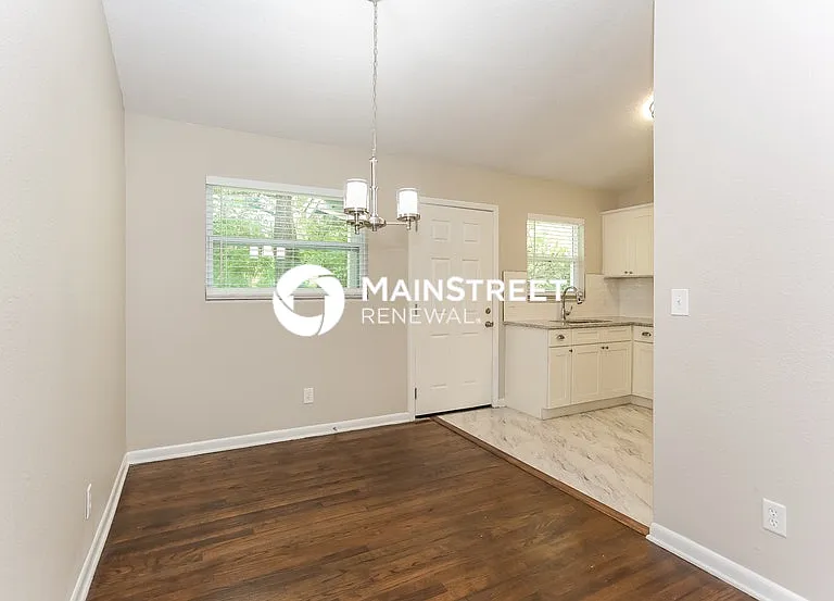7806 Delaroche Dr — Photo 5