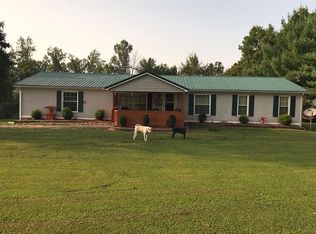 1527 Walnut Springs Rd, Greensburg, KY 42743