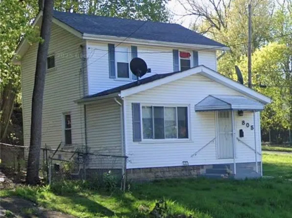 805 Carpenter St, Akron, OH 44310