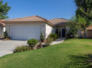 10812 Petalo Dr, Bakersfield, CA