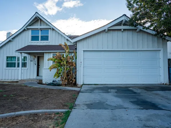 4883 N Effie St, Fresno, CA 93726