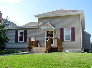 827 Adams St, Quincy, IL 62301