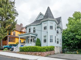 47 Earl St, Malden, MA 02148