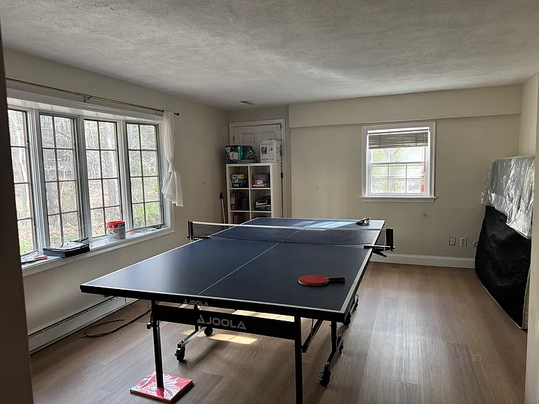 10 Greenwood Ln — Photo 3