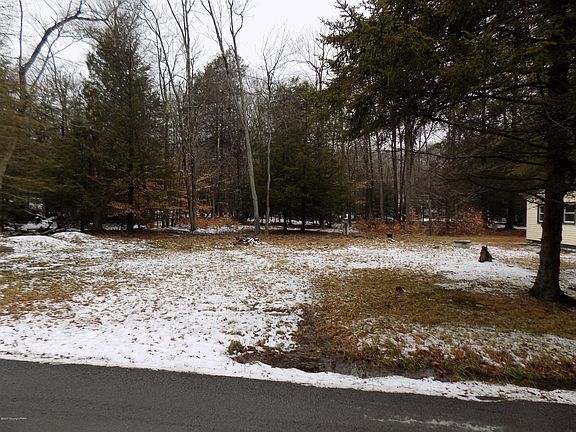 2nd image of 165 Tanglewood Dr