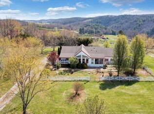 385 Sunny Ridge Rd NE, Floyd, VA 24091
