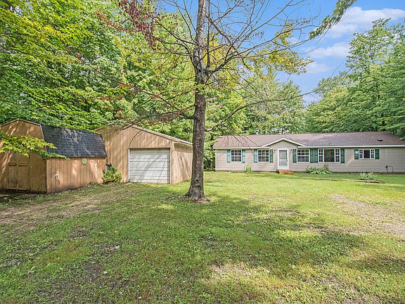 5th image of 31588 W Birch Shores Dr