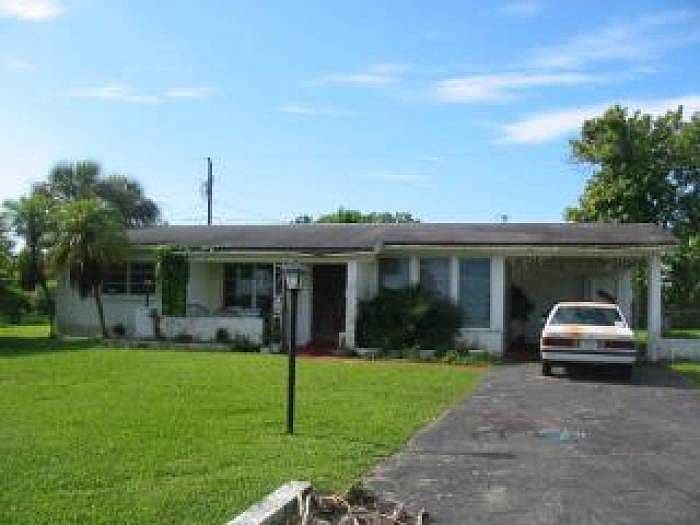 306 E Jersey Rd, Lehigh Acres, FL 33936 | Zillow