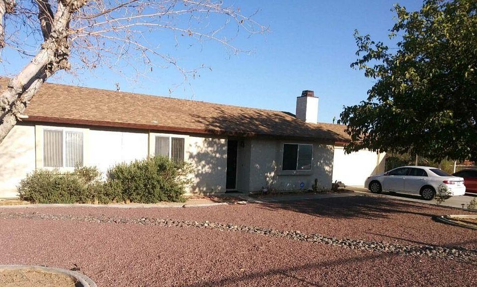 1st image of 16010 Calandria Way