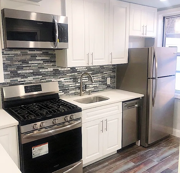 33-22 58th St #1B — Photo 6