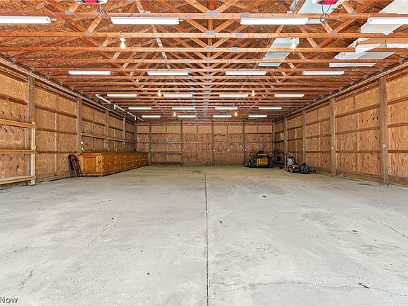 5th image of 10685 Scotts Corners Rd