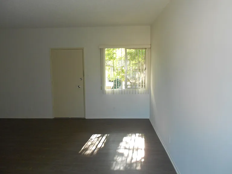 3721 Midvale Ave #11 — Photo 15