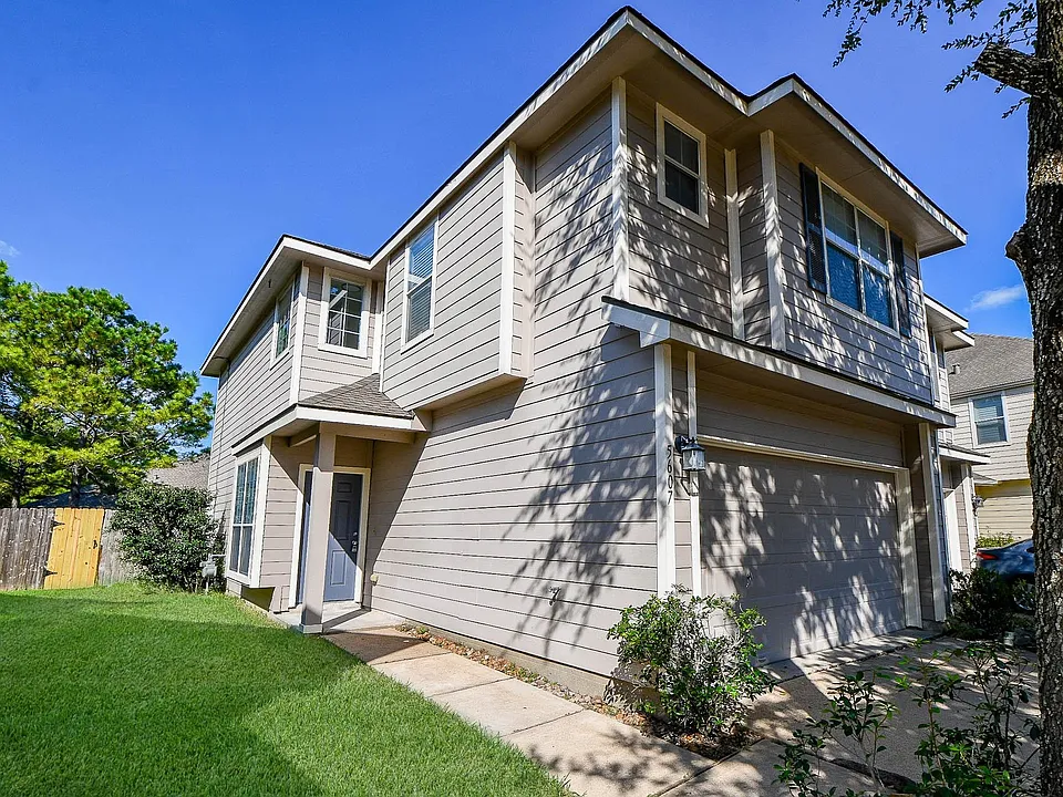 5607 Stonecloud Ln