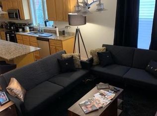 15 Ames St #2, Providence, RI 02909