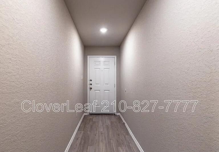 2815 Rosefinch — Photo 5