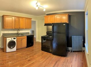 137 Neal St, Portland, ME 04102