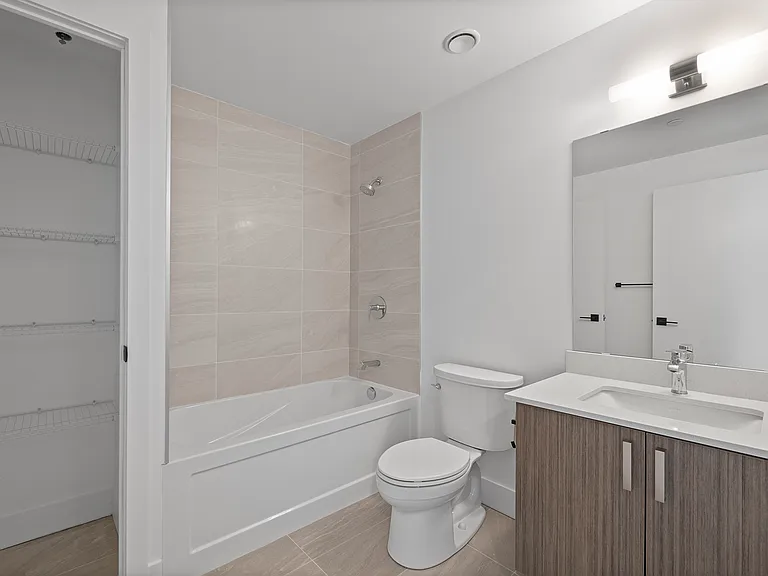 2782 Barton St E #608 — Photo 25