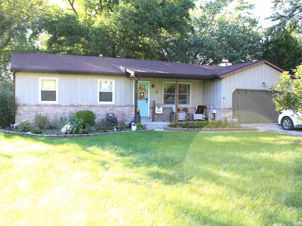9919 Minx Rd, Temperance, MI 48182