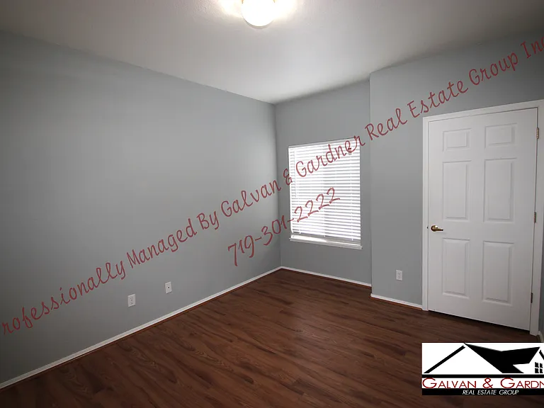 3850 Strawberry Field Grv #B — Photo 14