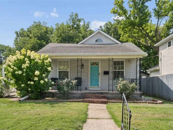 601 W 77th St, Kansas City, MO 64114