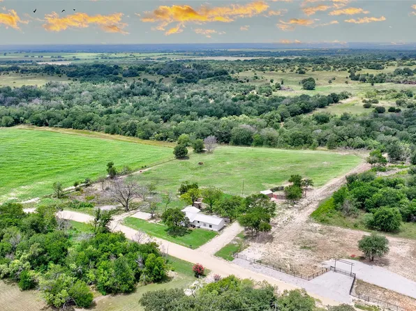 822 County Road 360, Dublin, TX 76446