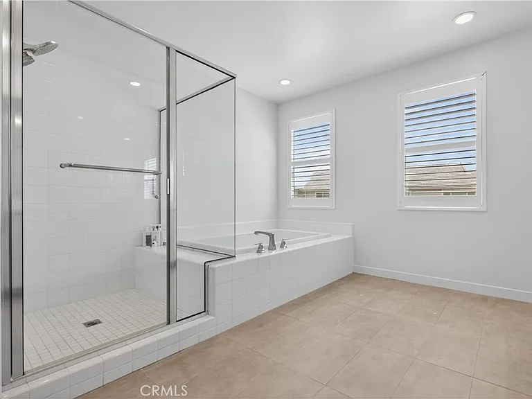 17728 Ridgeline Ct — Photo 39