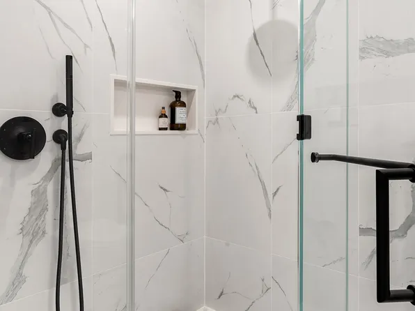 11 Hancock Place image 8 of 14