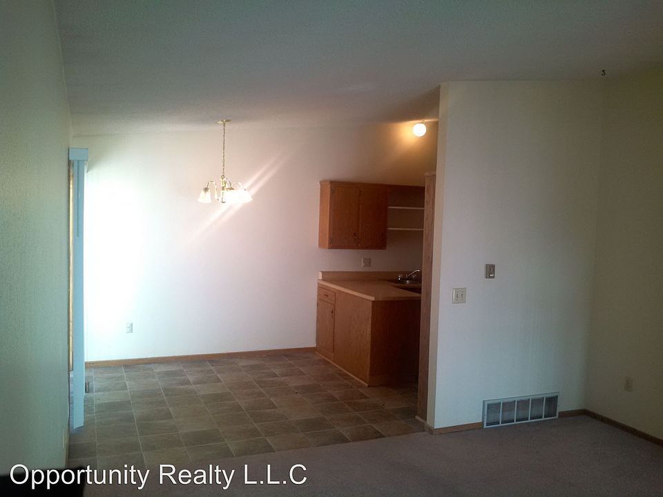 2nd image of 2509 29th Ave NW APT A