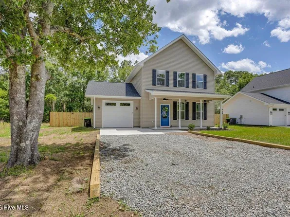 296 Charlestown Road, Boiling Spring Lakes, NC 28461