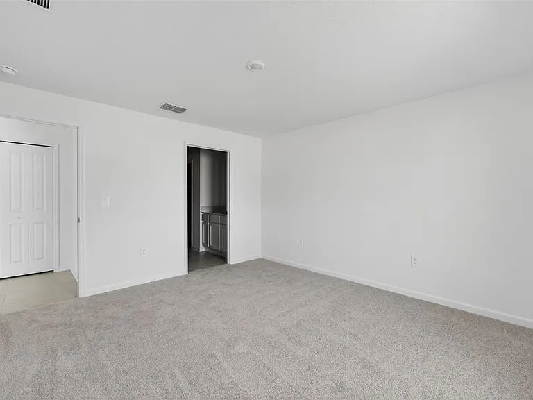 5161 Green Belt Dr — Photo 10