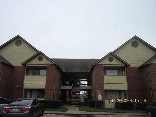 2527 Louise St #105 Photo 1