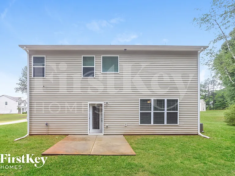 220 Wellbrook Dr — Photo 15