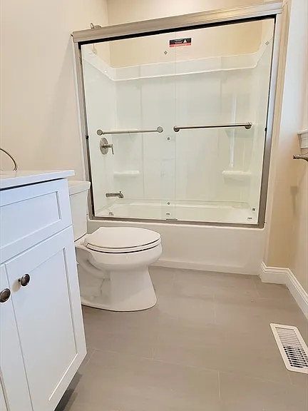 64 Waverly St #3 — Photo 11