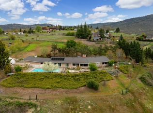 4745 Santa Barbara Dr, Medford, OR 97504