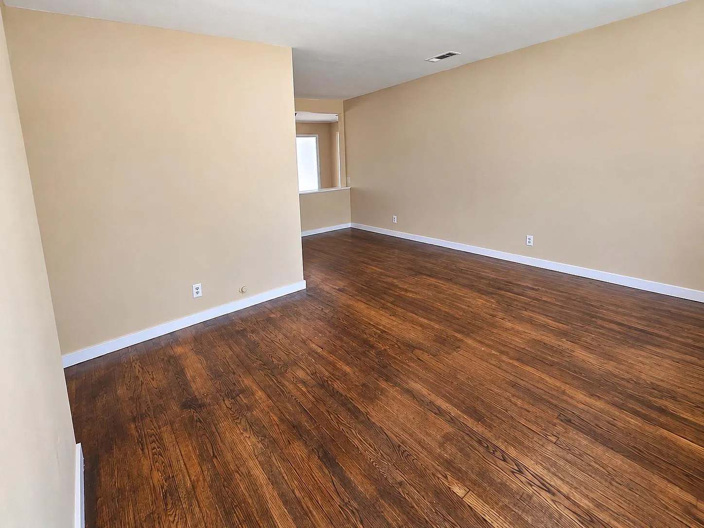 3 bed, 2.0 bath, 1766 sqft, $1,795 — Photo 2