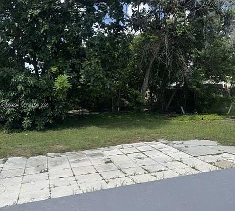 5th image of 6525 SW 25th St